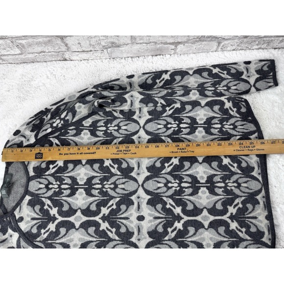 Title Nine Sweater 100% Merino Wool Extra Fine Damask Print Gray Cream Size L - Picture 7 of 10